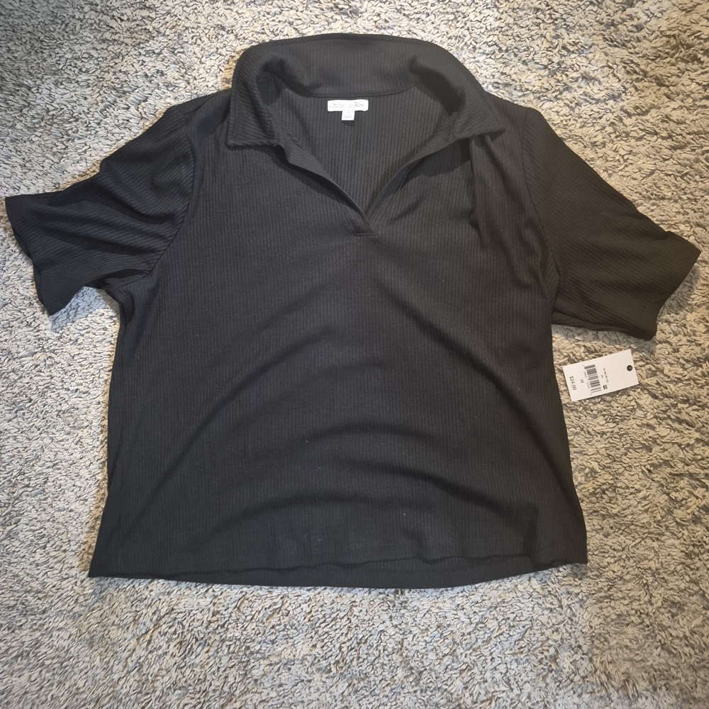 Classic Black Ribbed Polo Collar Women's Top